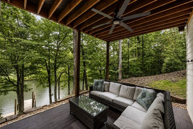 5089 Lickskillet Road, Hamilton, GA 31811