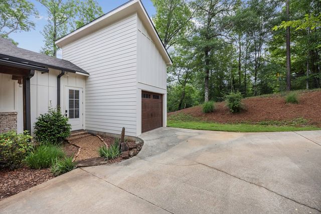5089 Lickskillet Road, Hamilton, GA 31811