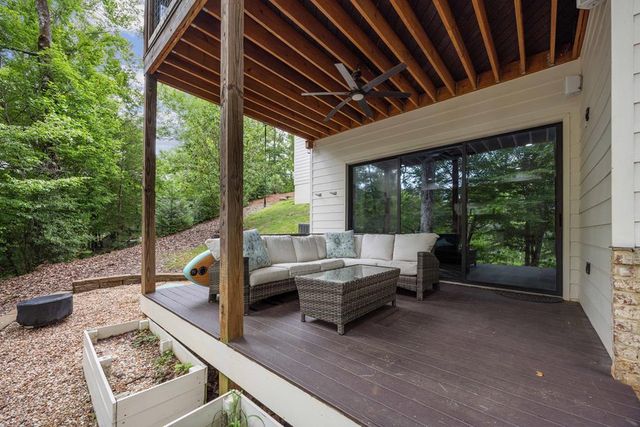 5089 Lickskillet Road, Hamilton, GA 31811