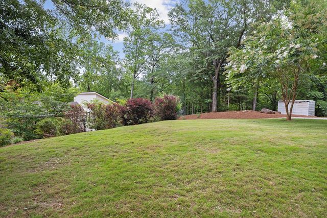 5089 Lickskillet Road, Hamilton, GA 31811
