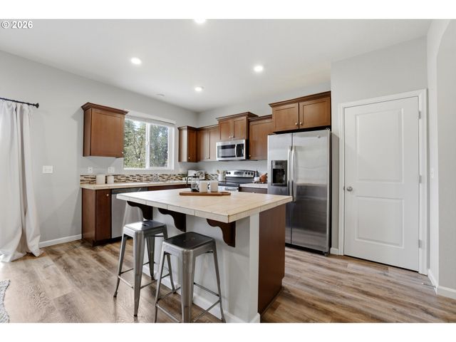 17226 Sw 119TH Pl, King City, OR 97224