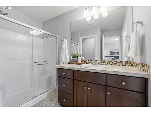 17226 Sw 119TH Pl, King City, OR 97224