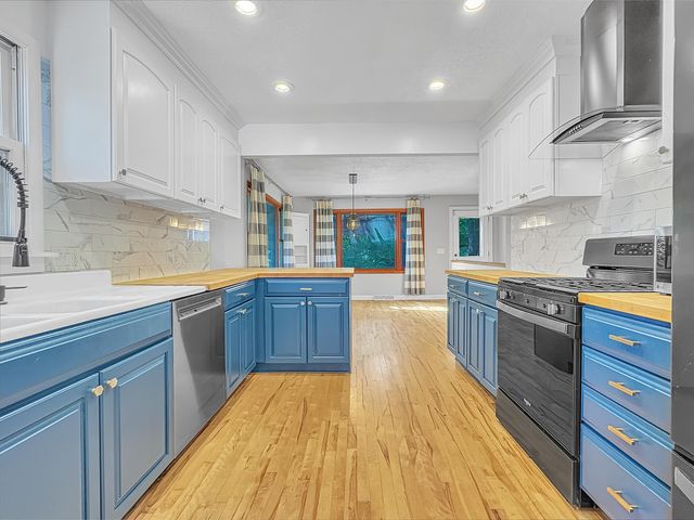 6710 Hopi Road, Chanhassen, MN 55317