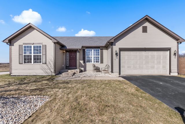 302 Cress Creek Trail, Poplar Grove, IL 61065