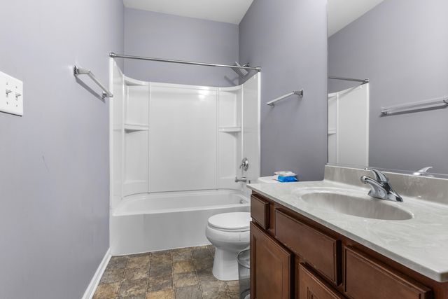 302 Cress Creek Trail, Poplar Grove, IL 61065