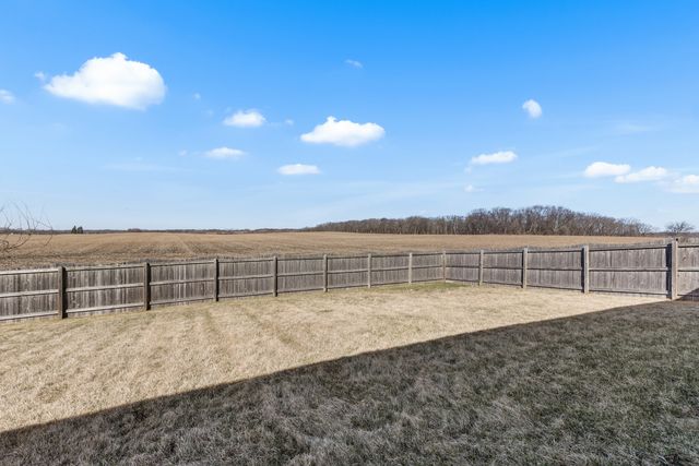 302 Cress Creek Trail, Poplar Grove, IL 61065