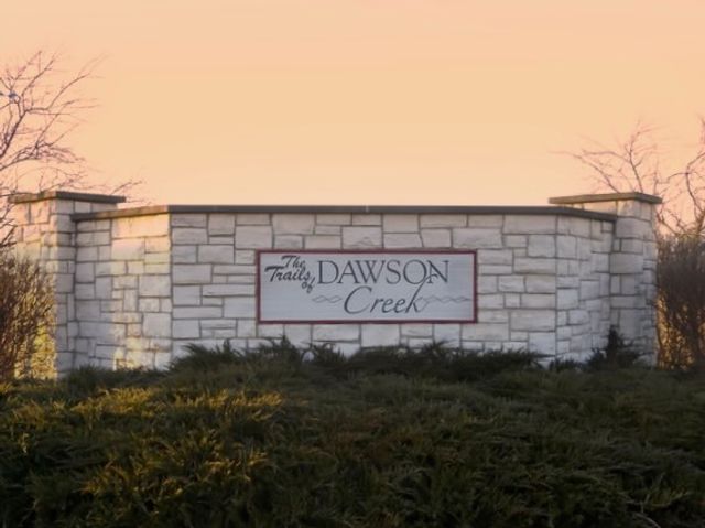 302 Cress Creek Trail, Poplar Grove, IL 61065