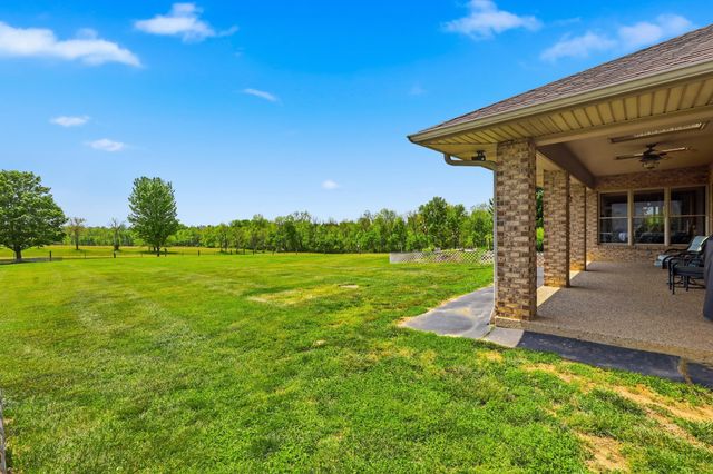 1285 Hopewell Road, Harrodsburg, KY 40330