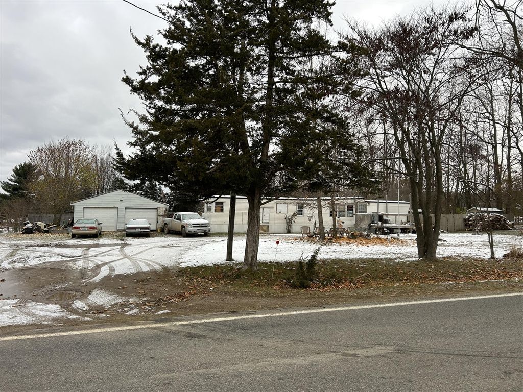 2776 Woodruff Road, Hastings, MI 49058