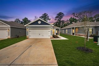 15419 Maple Terrace Drive, Conroe, TX 77303