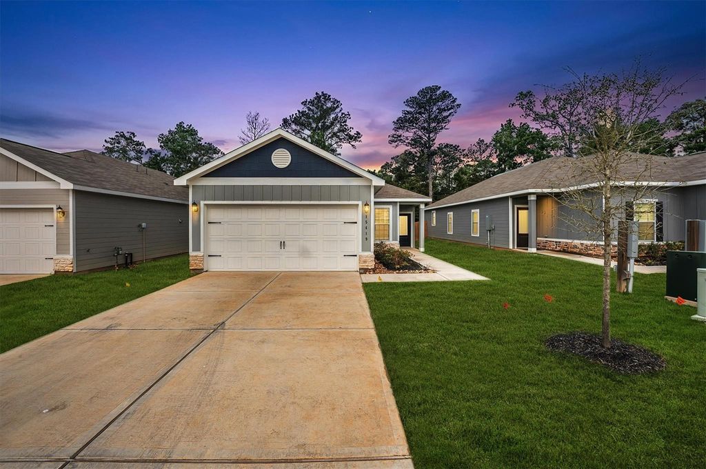 15419 Maple Terrace Drive, Conroe, TX 77303