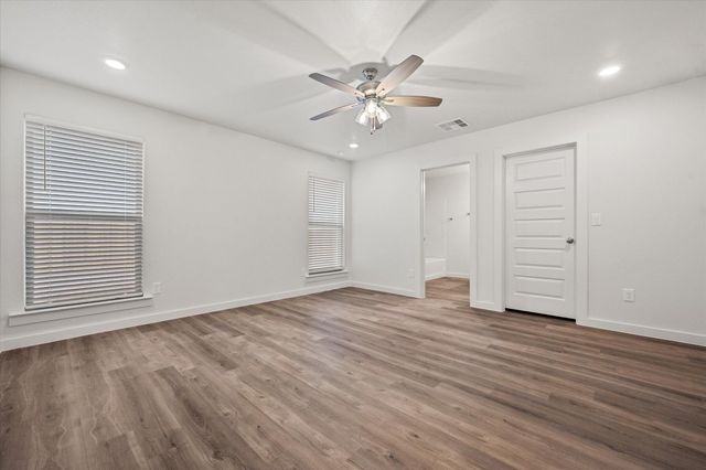 13821 Gary Avenue, Lubbock, TX 79423