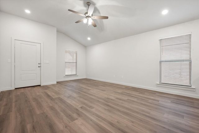 13821 Gary Avenue, Lubbock, TX 79423