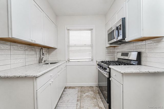 85 Cameron Avenue, Staten Island, NY 10305
