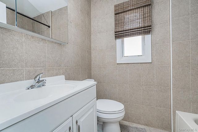 85 Cameron Avenue, Staten Island, NY 10305