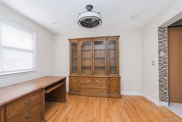 85 Cameron Avenue, Staten Island, NY 10305
