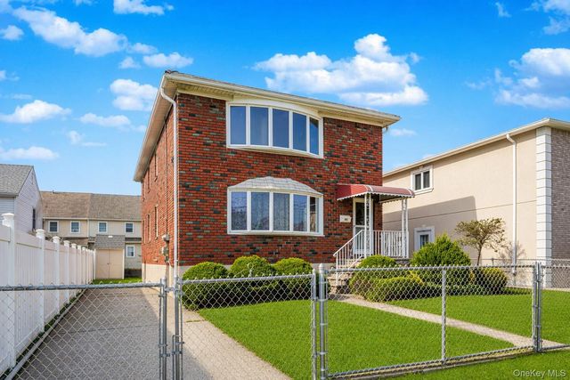 85 Cameron Avenue, Staten Island, NY 10305