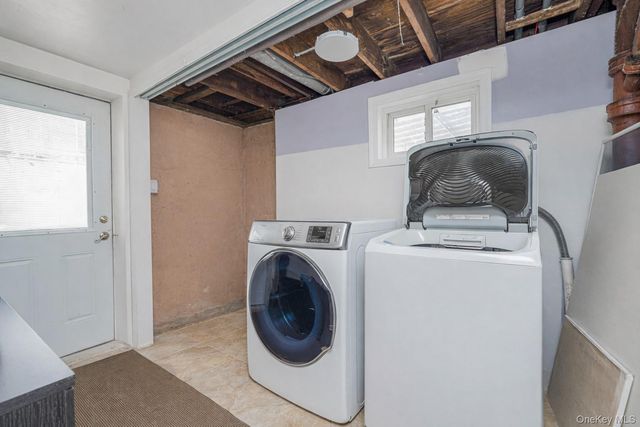 85 Cameron Avenue, Staten Island, NY 10305