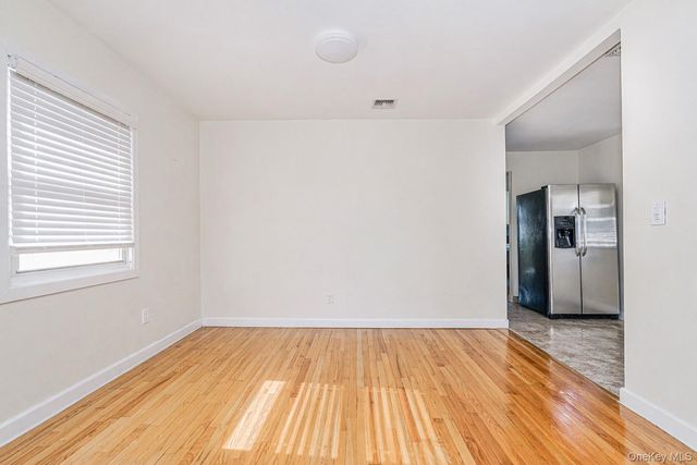 85 Cameron Avenue, Staten Island, NY 10305