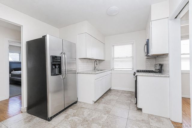85 Cameron Avenue, Staten Island, NY 10305