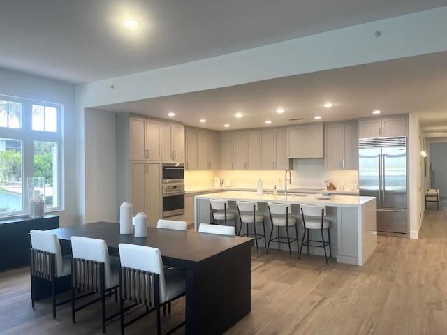184 Lake Drive 3102, Palm Beach Shores, FL 33404