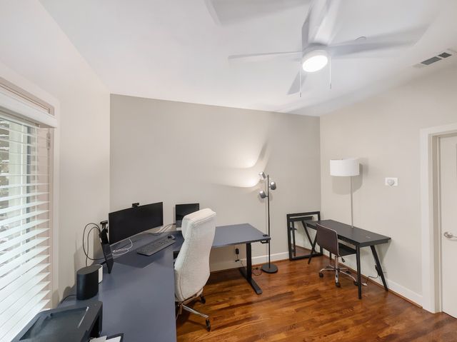 15850 Quorum Drive, Addison, TX 75001