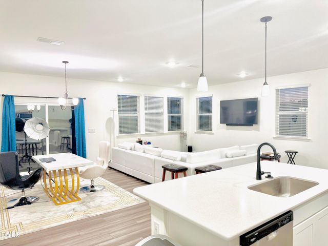 200 Chestnut Oak Lane, Lillington, NC 27546