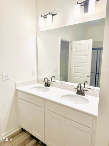 200 Chestnut Oak Lane, Lillington, NC 27546