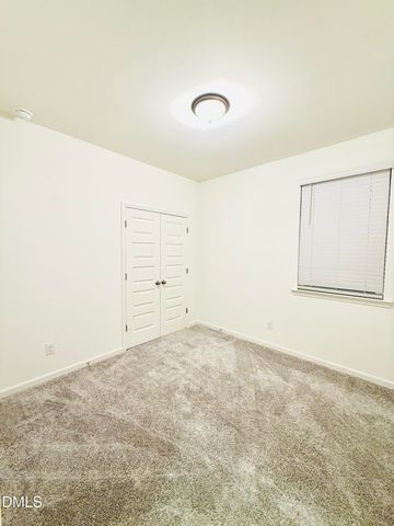 200 Chestnut Oak Lane, Lillington, NC 27546