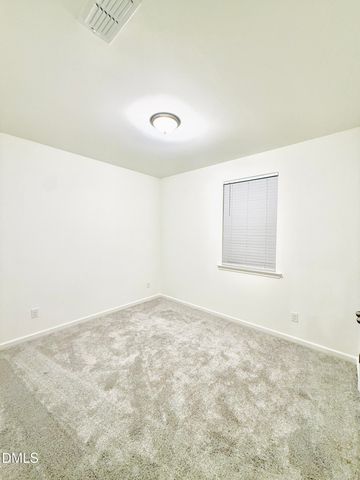 200 Chestnut Oak Lane, Lillington, NC 27546