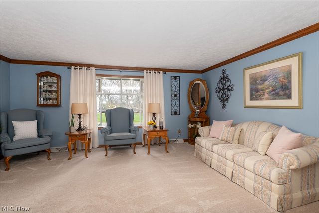12432 Ledgeview Street NW, Canal Fulton, OH 44614