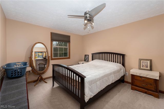 12432 Ledgeview Street NW, Canal Fulton, OH 44614