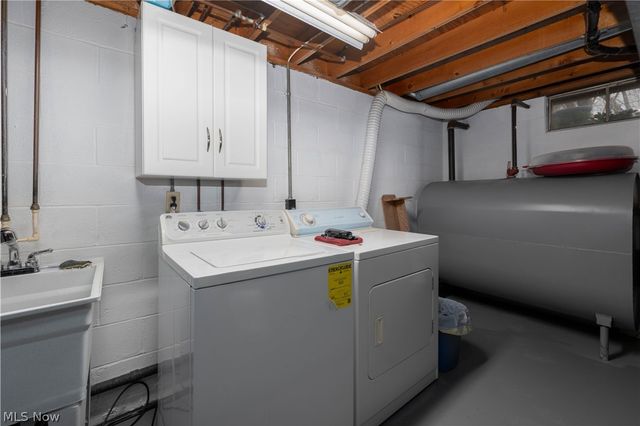 12432 Ledgeview Street NW, Canal Fulton, OH 44614