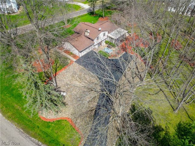 12432 Ledgeview Street NW, Canal Fulton, OH 44614