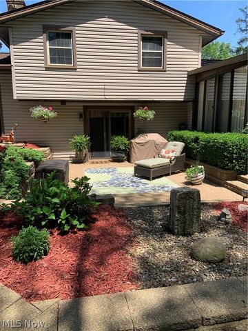 12432 Ledgeview Street NW, Canal Fulton, OH 44614