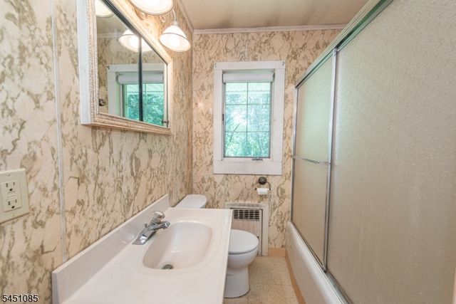 15 Wynding Way, Rockaway Twp., NJ 07866