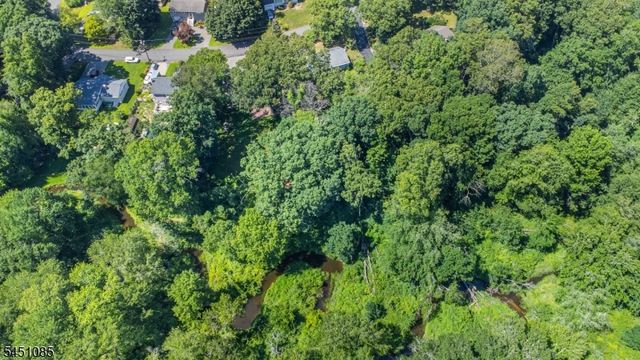 15 Wynding Way, Rockaway Twp., NJ 07866