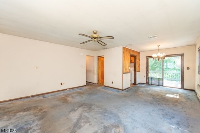 15 Wynding Way, Rockaway Twp., NJ 07866