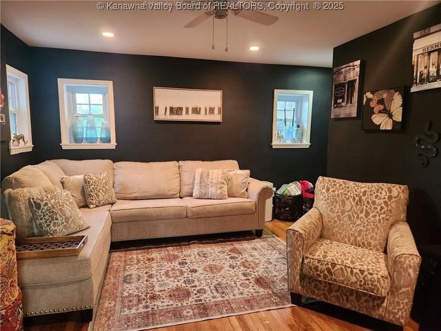 503 Montrose Drive, South Charleston, WV 25303