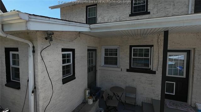 503 Montrose Drive, South Charleston, WV 25303