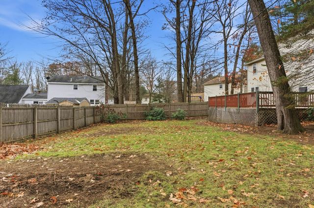 4 Bellflower Circle, Concord, NH 03303