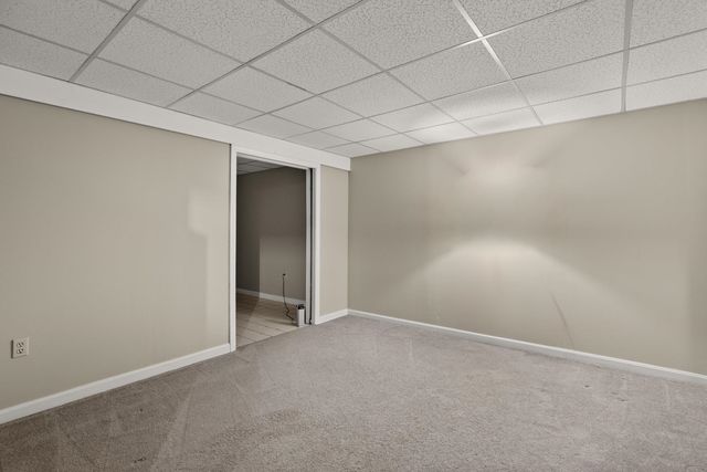 4 Bellflower Circle, Concord, NH 03303