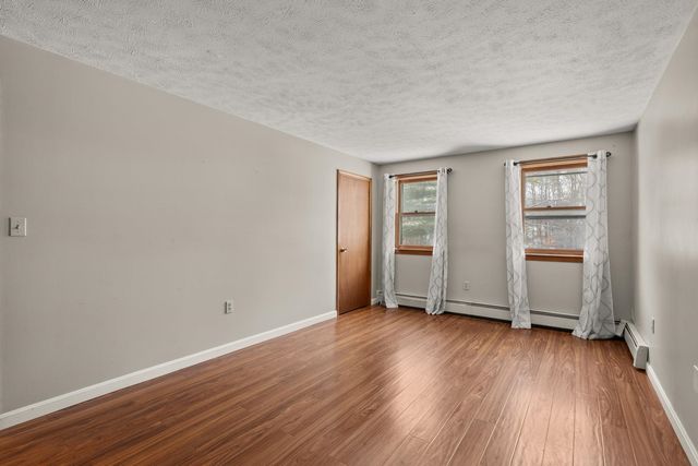 4 Bellflower Circle, Concord, NH 03303