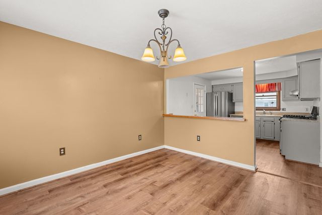 4 Bellflower Circle, Concord, NH 03303