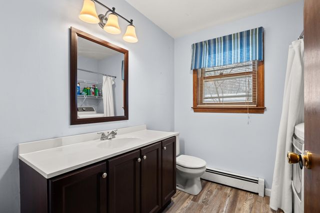 4 Bellflower Circle, Concord, NH 03303