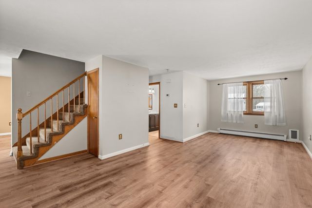 4 Bellflower Circle, Concord, NH 03303