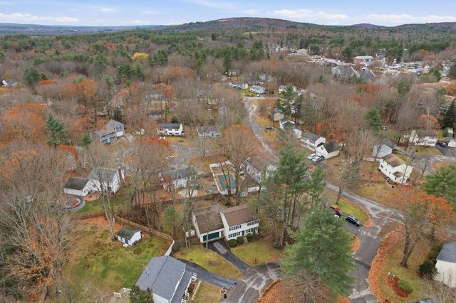 4 Bellflower Circle, Concord, NH 03303