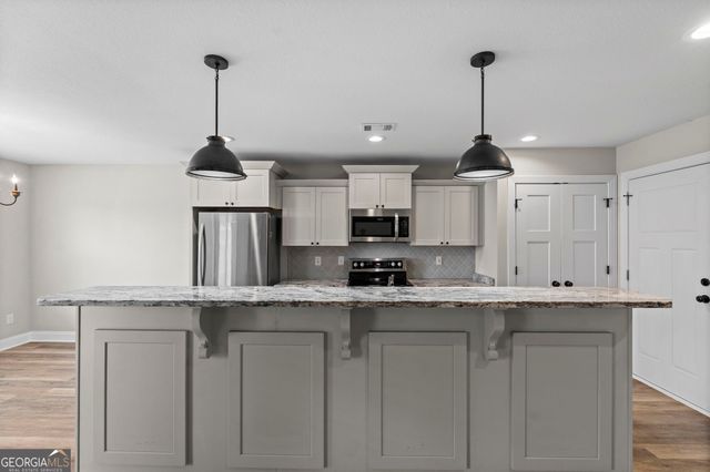 403 Avington Chase, Perry, GA 31069