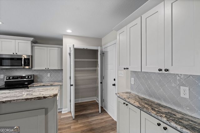 403 Avington Chase, Perry, GA 31069