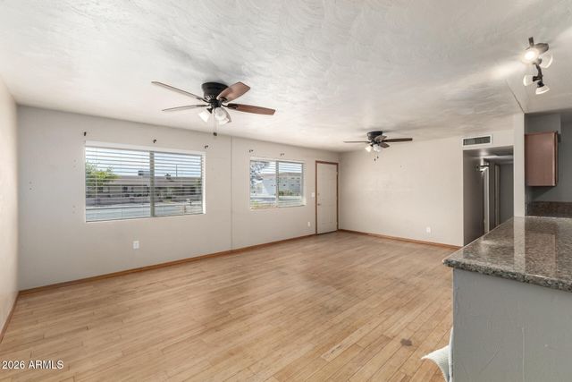 2702 E GROVERS Avenue, Phoenix, AZ 85032